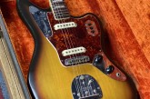 Fender 1966 Jaguar 3 Tone Sunburst-4.jpg